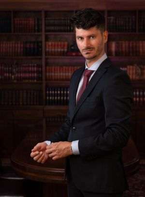 supliment-dike-inteligenta-artificiala-nu-trebuie-utilizata-ca-inlocuitor-al-activitatii-avocatului388221-23037856